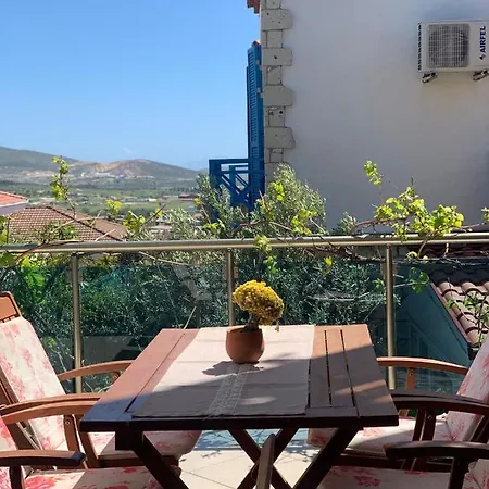 Flora Villa Cesme